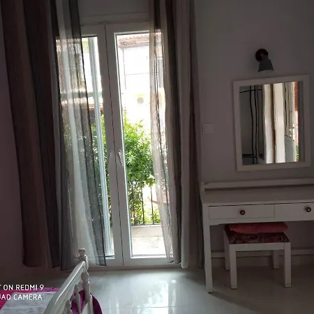 Angelik 1 *